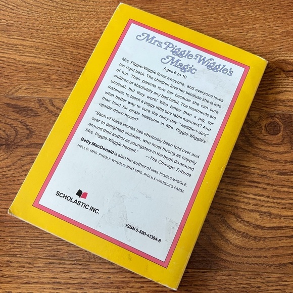 Mrs. Piggle-Wiggle’s Magic by: Betty MacDonald paperback book - Picture 2 of 3